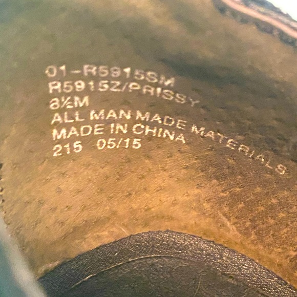 Rialto Black Bootie Size 8.5 Laced Boot Faux leather, 3.5” heel, gently used - Picture 7 of 7